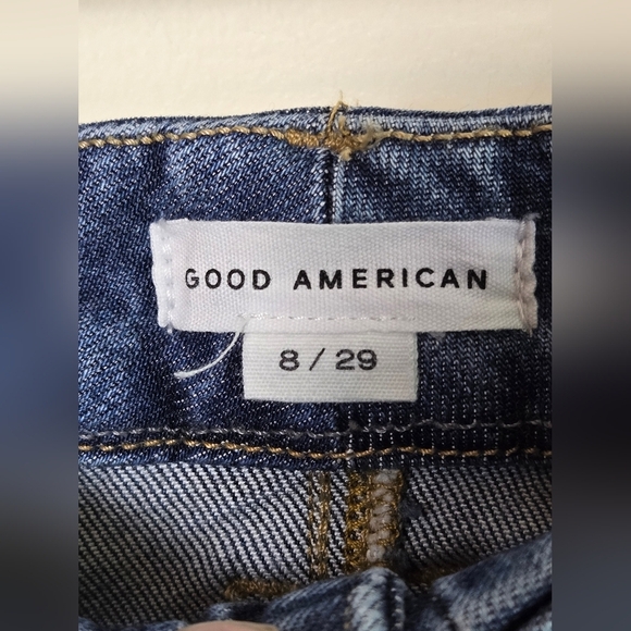 Good American Frayed Hem Straight Leg Elevated Basic Jeans, Size 6/29 - Picture 4 of 4